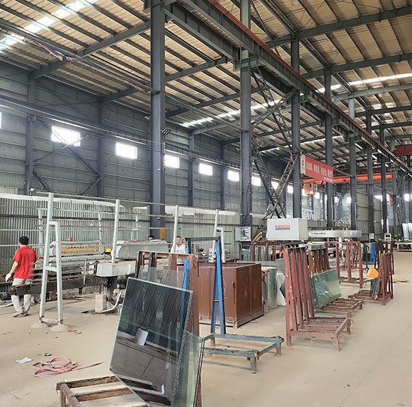 泸州钢化玻璃生产